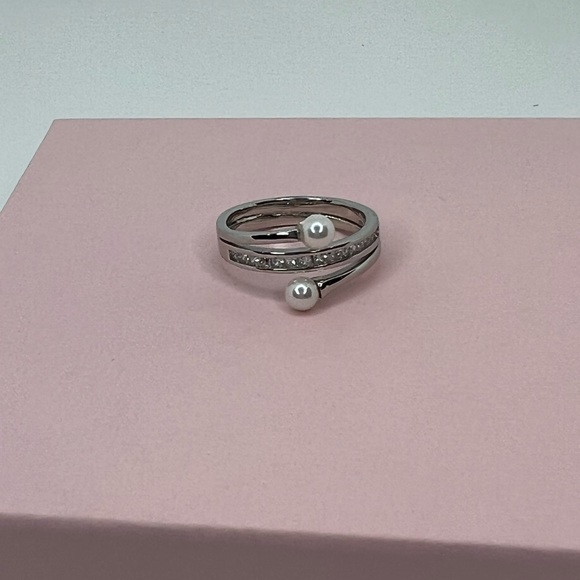 Sterling Silver Cz & Simulated Pearl Ring - Picture 14 of 15